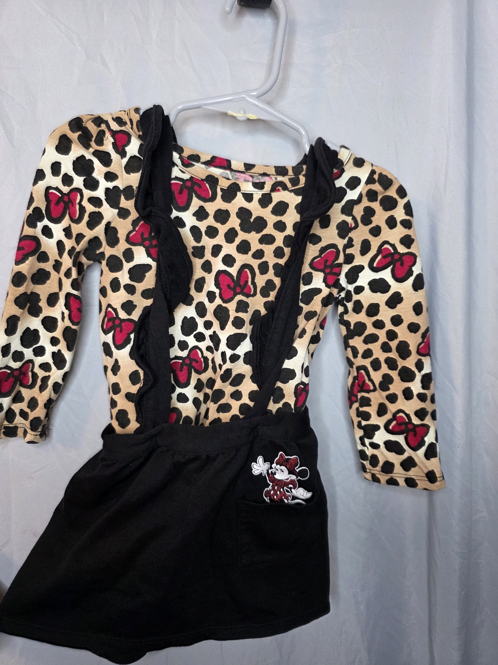 Disney Minnie Mouse Tan Leopard Print Top with Black Skirt and Pink Bows